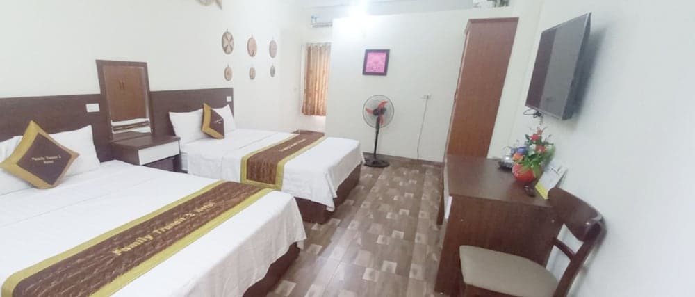 Family Transit 2 Hotel