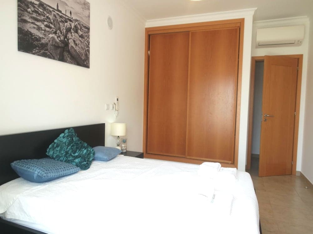 C04 - Pool View 3 Bedroom by DreamAlgarve