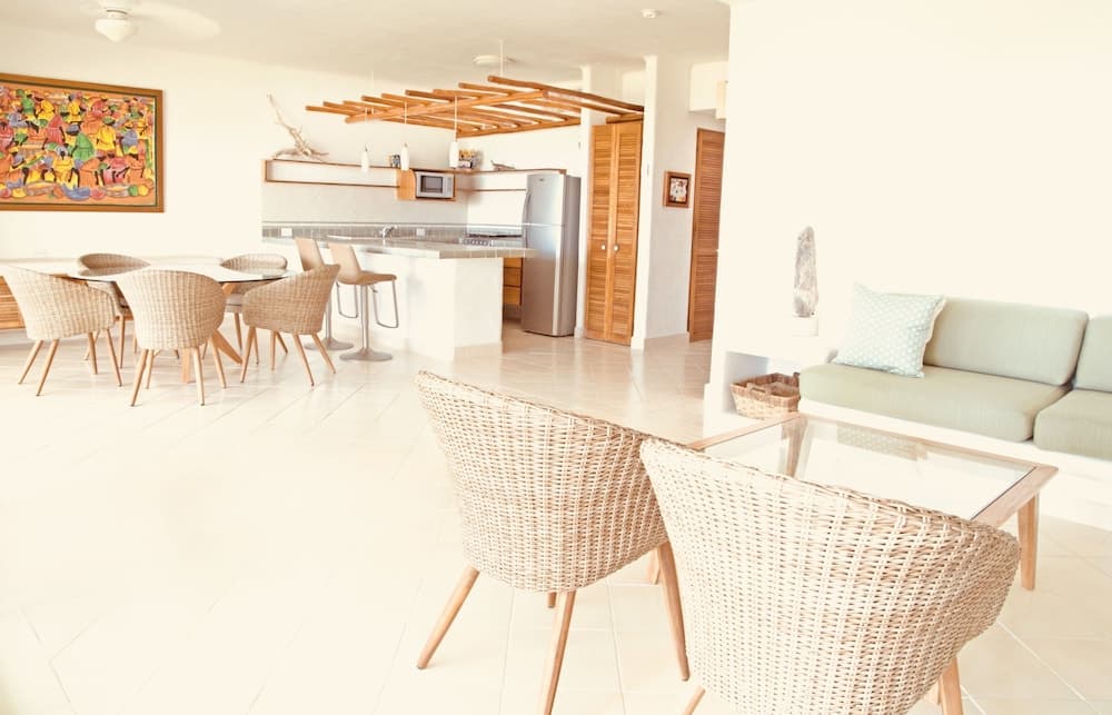 Las Villas Akumal 3B-13 by SkyRun