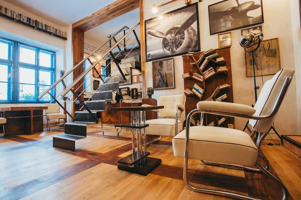 Divná Pani Luxury Gallery Rooms