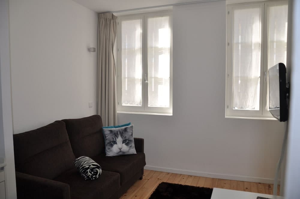 Clerigos H Apartments