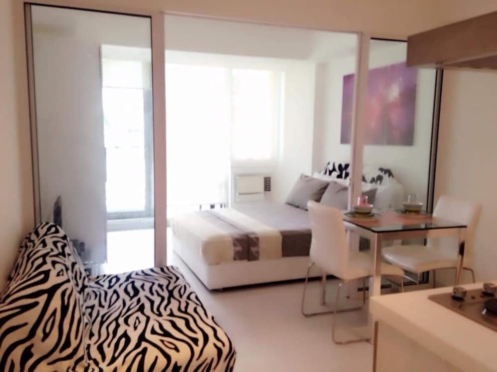 Azure Residences Condominium Daily Rental