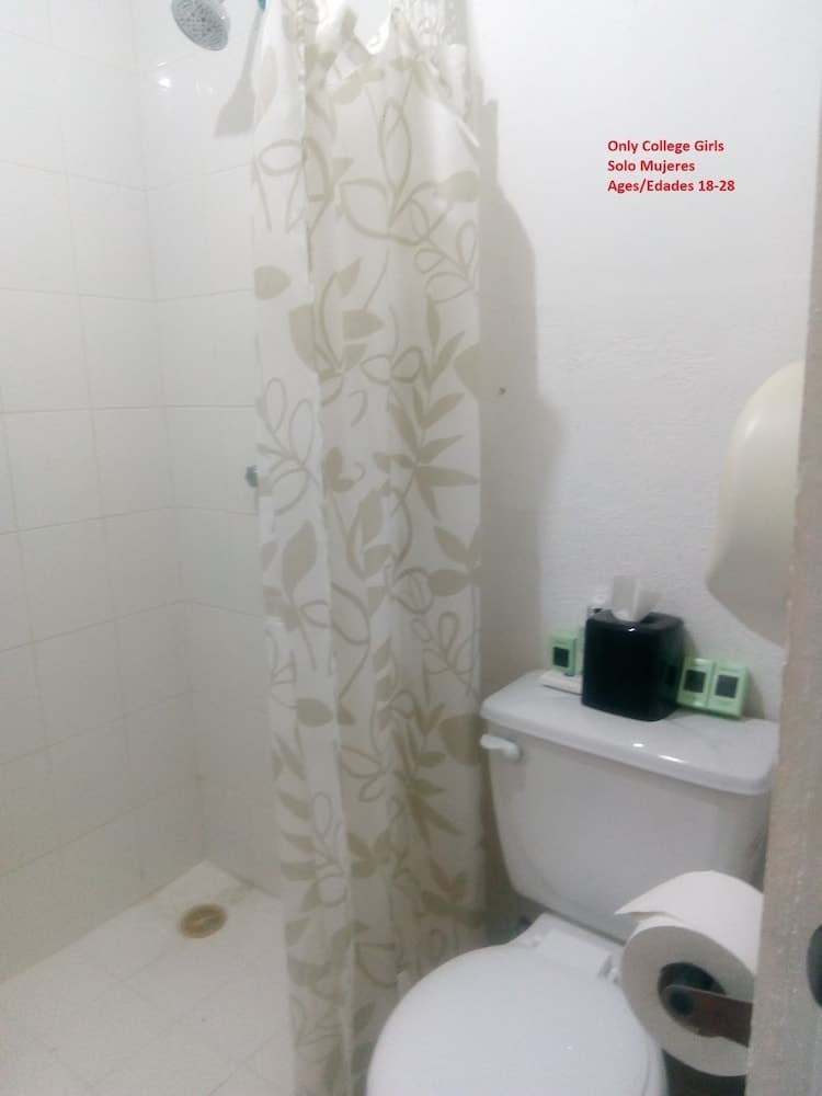 Cancun La Joya Pool Escape