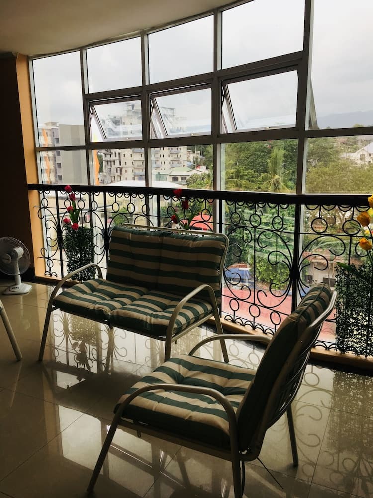 Joyful Island Hostel - Cebu City