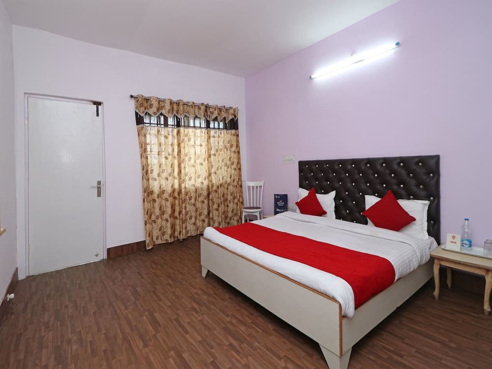 OYO 15022 Snow Point Inn