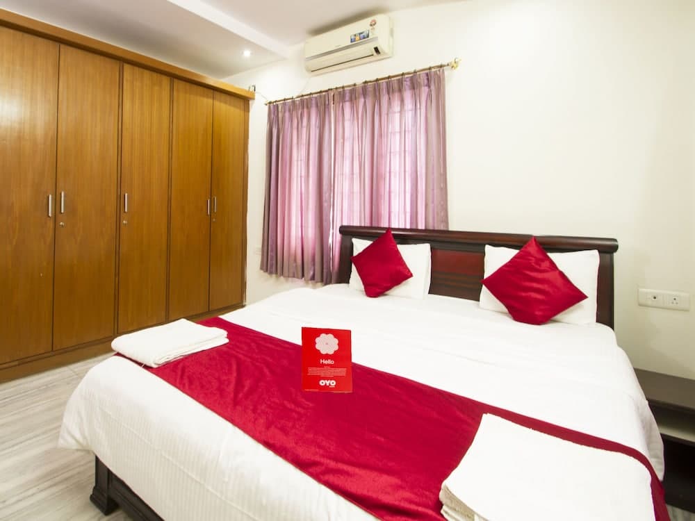 OYO 7322 near Apollo Hospital Jubilee Hills