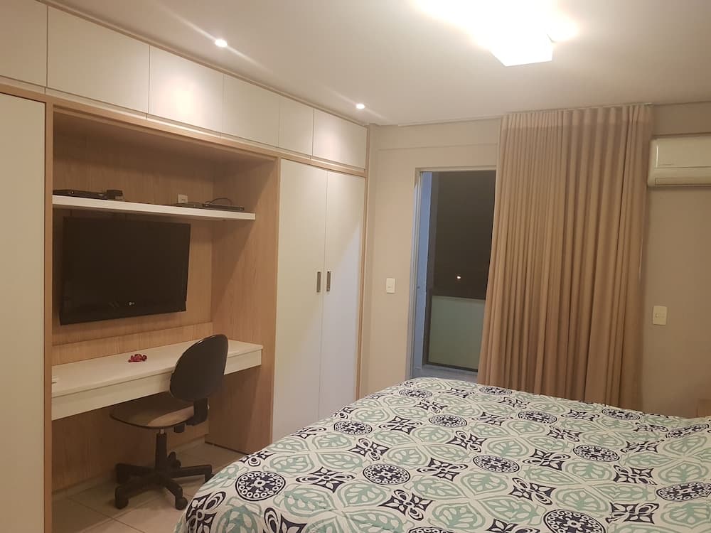 Charming Furnished Studio Flat