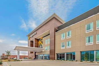 La Quinta Inn & Suites by Wyndham Waco Downtown - Baylor