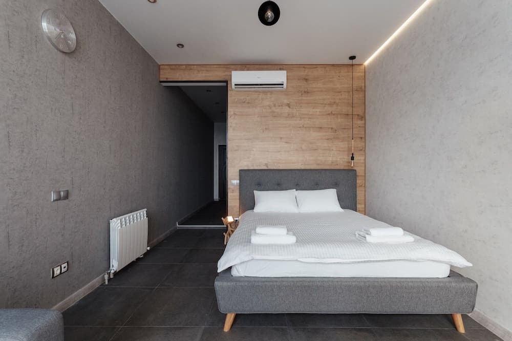 Arcadia Sky Apartments