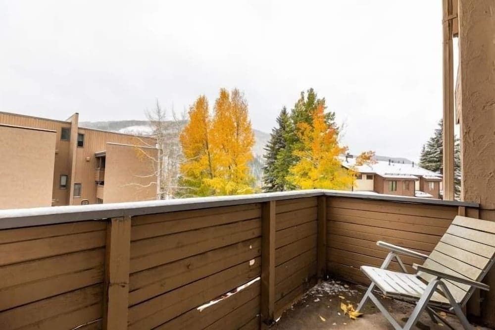 Roomy Condo with Free WiFi & Uncovered Parking by RedAwning