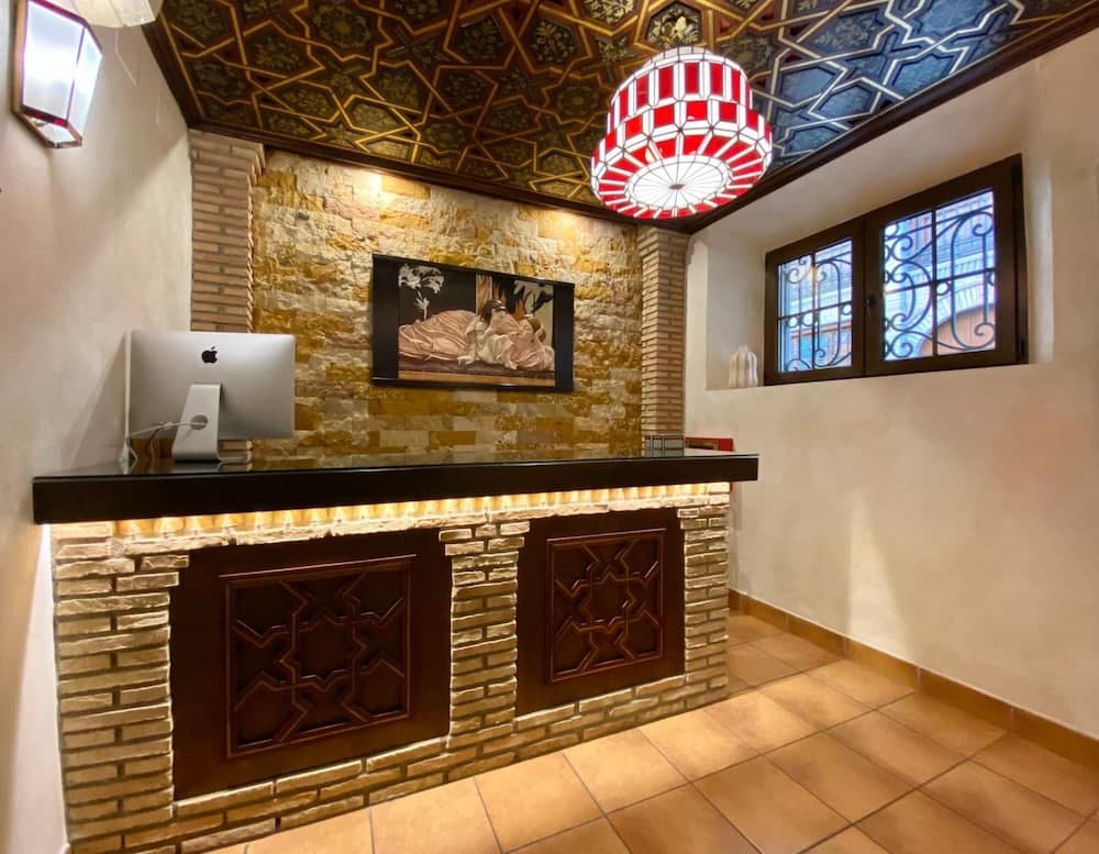 Hostal Rodri - Adults Only