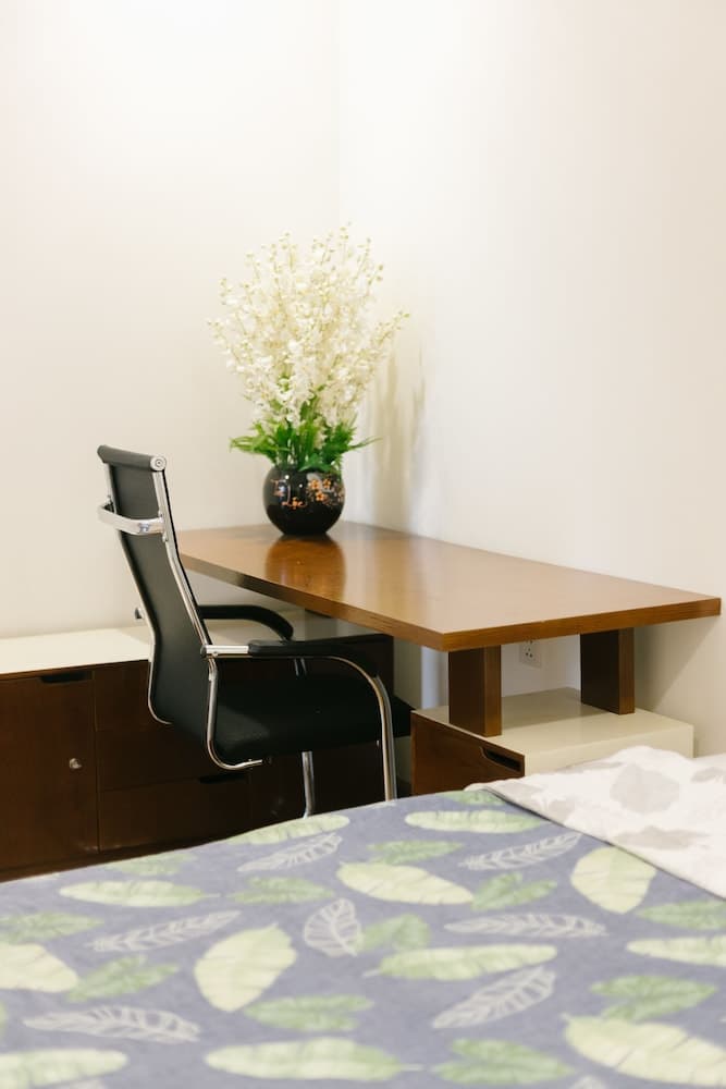 The March House No.1