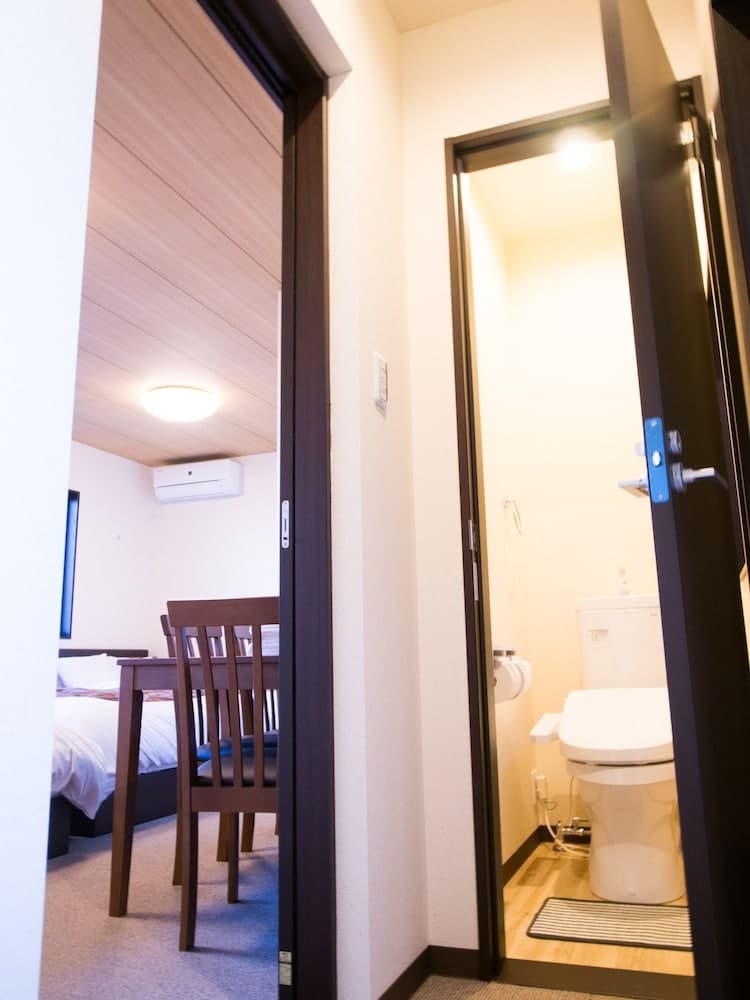 One More Heart at Kamishichiken 1