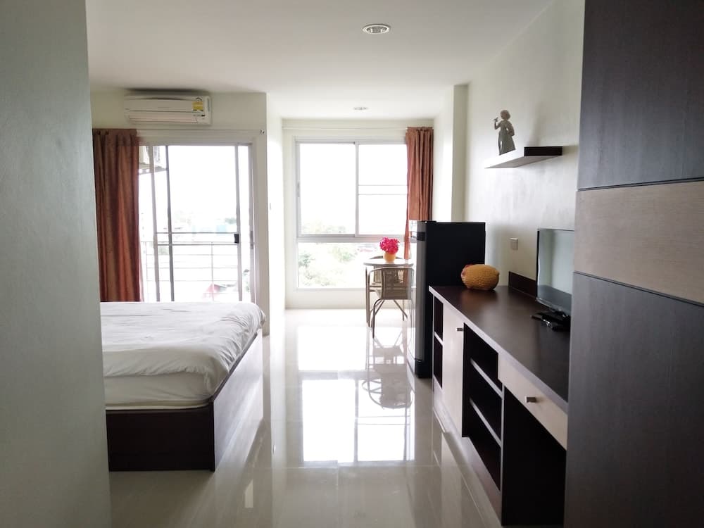 Siri Service Apartment