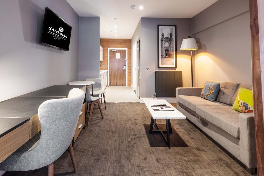 Sandman Signature Aberdeen Hotel & Spa