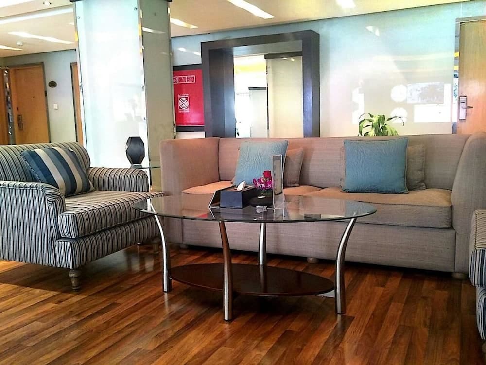 Neyyara Al Takhasossi