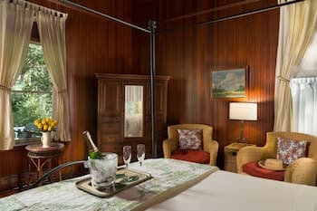 Magnolia Springs B&B