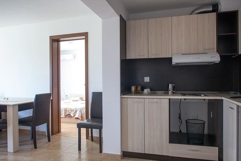 Guest Apartments Salena in Saint George Complex