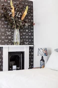 Stylish 1 Bedroom Flats Covent Garden