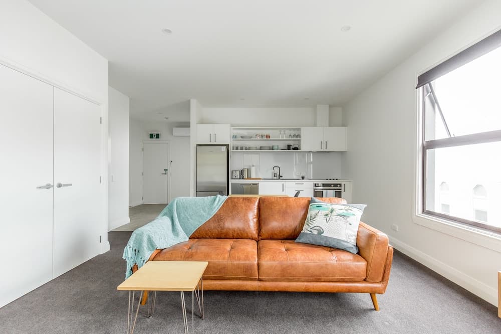 Provincial Apartment 1