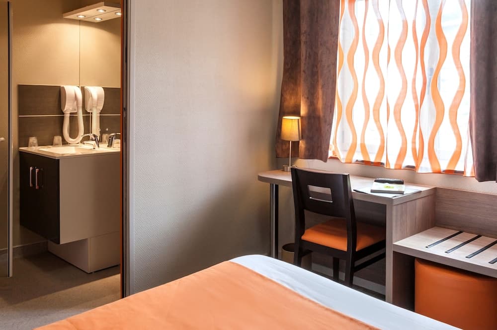 Logis Hôtel les Voyageurs