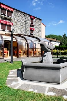 Hôtel les Hirondelles