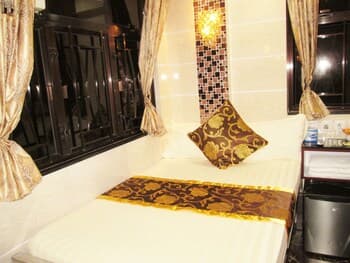 New Las Vegas Guest House 5F