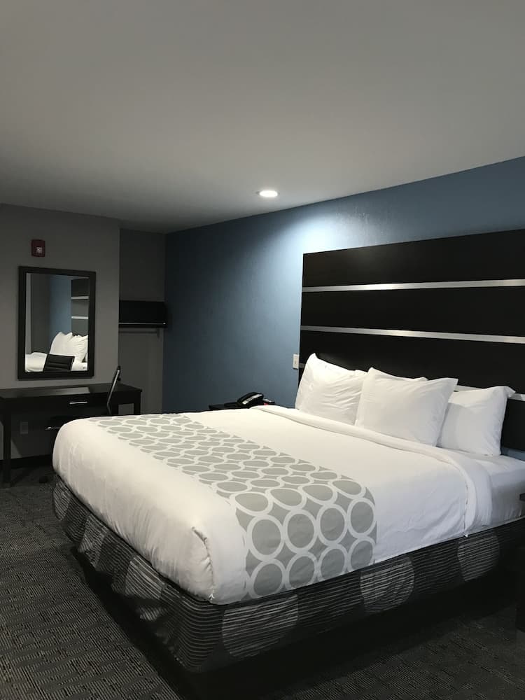 Rodeway Inn Calhoun South