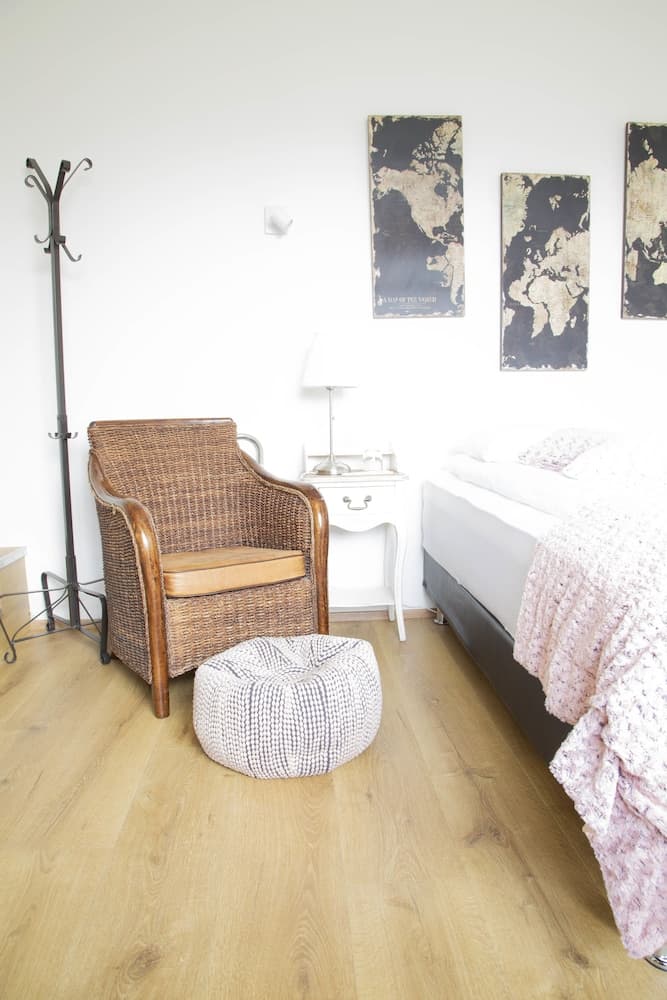 Private and peaceful one room apartments