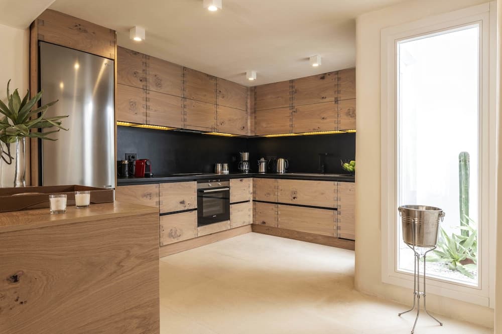 Villa Veneta at Ornos Sea View