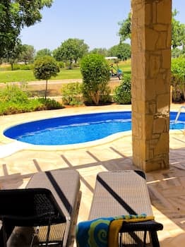 Angelos Junior Villa with pool HG22
