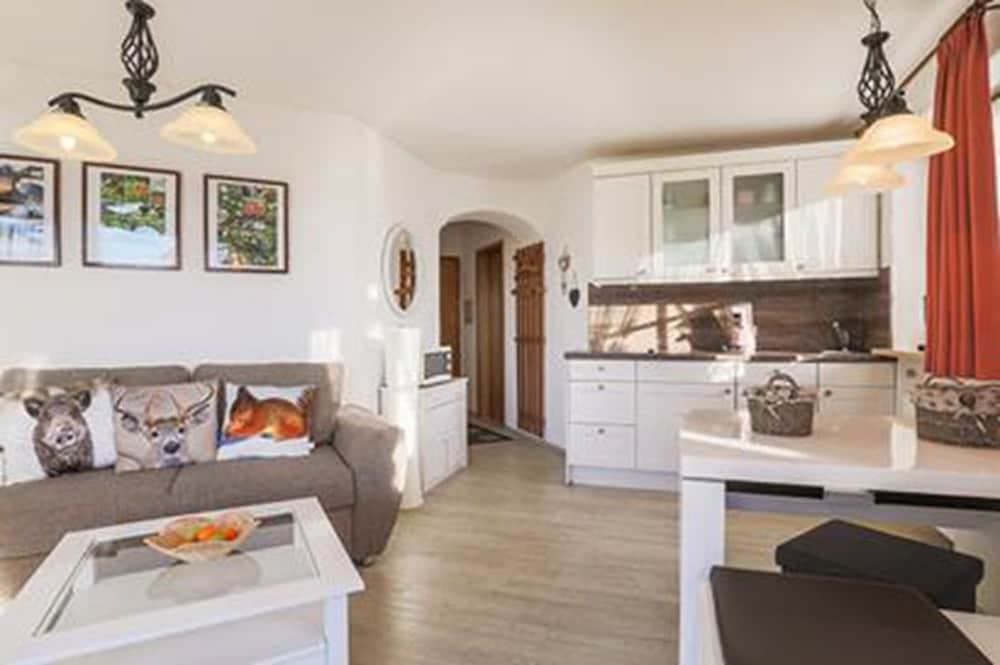 Ferienwohnung Lea Stübchen