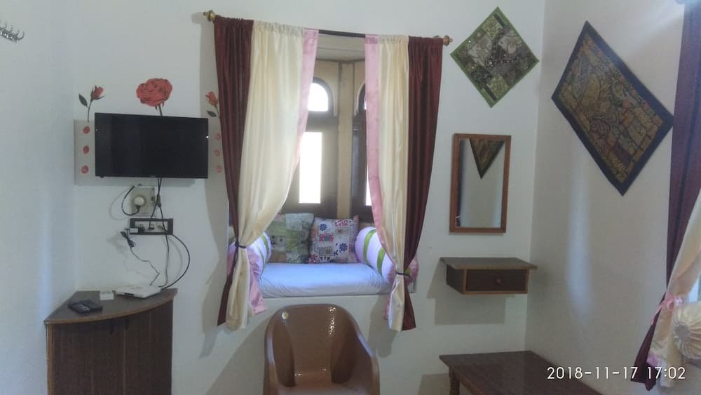 Hotel Rose Fort Jaisalmer