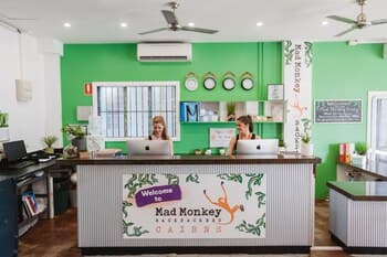 Mad Monkey Central - Hostel