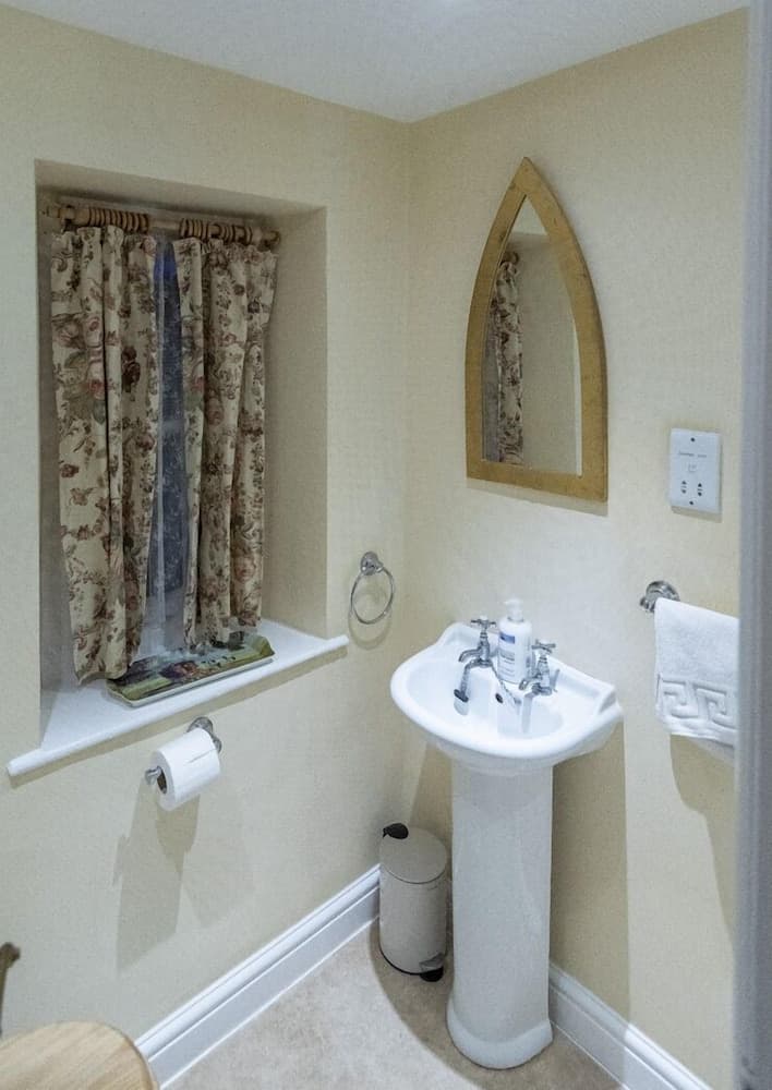 Garth Dderwen Guest House