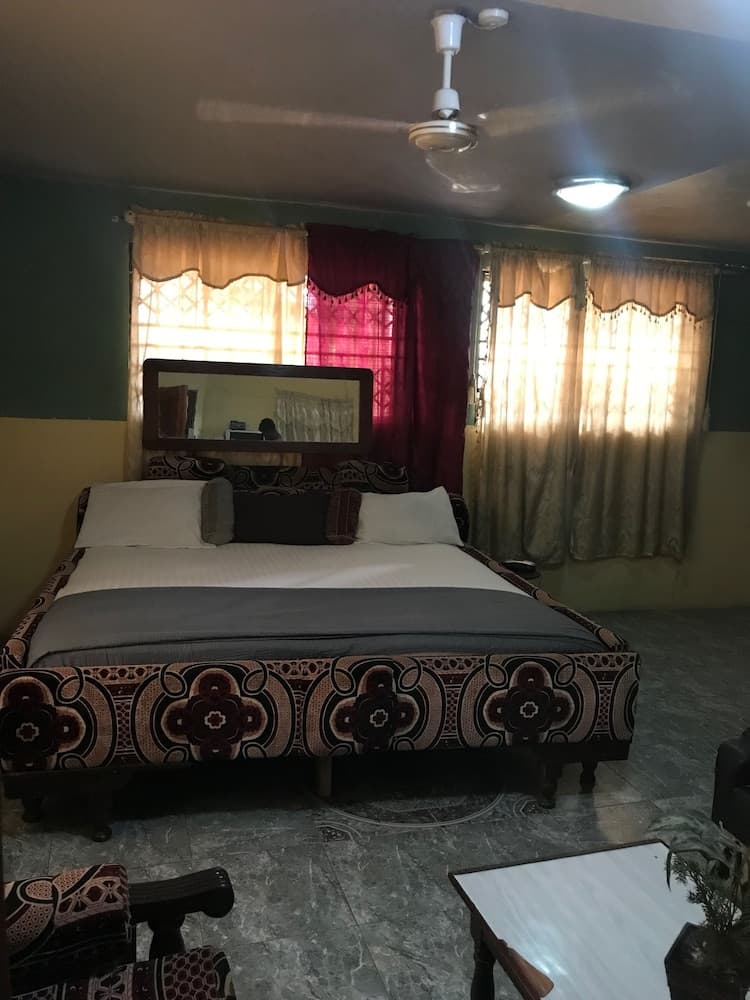 Heritage Investments Hotel