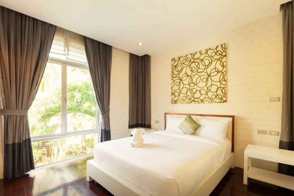 Tropical Garden Paradise Villa