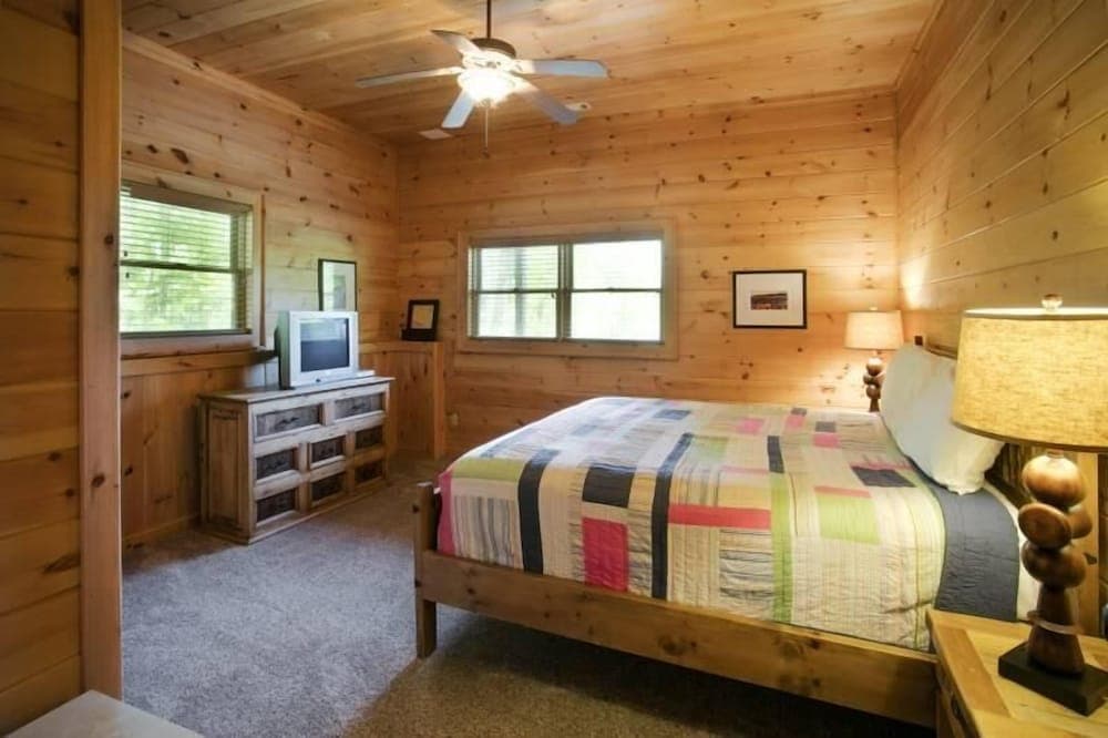 High Camp Nevaeh Cabin Rentals