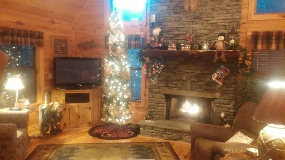 Pick's Riverside Retreat Nevaeh Cabin Rentals