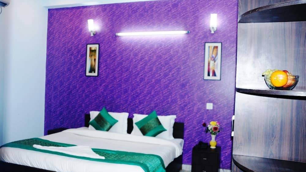 Maxfort Service Apartment