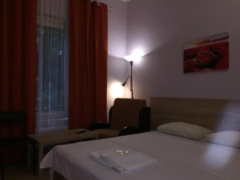 Hotel Tourist on Soldatskaya