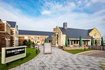 The Hog's Head Inn - The Inn Collection Group