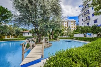 Sorrento Pool&Suites