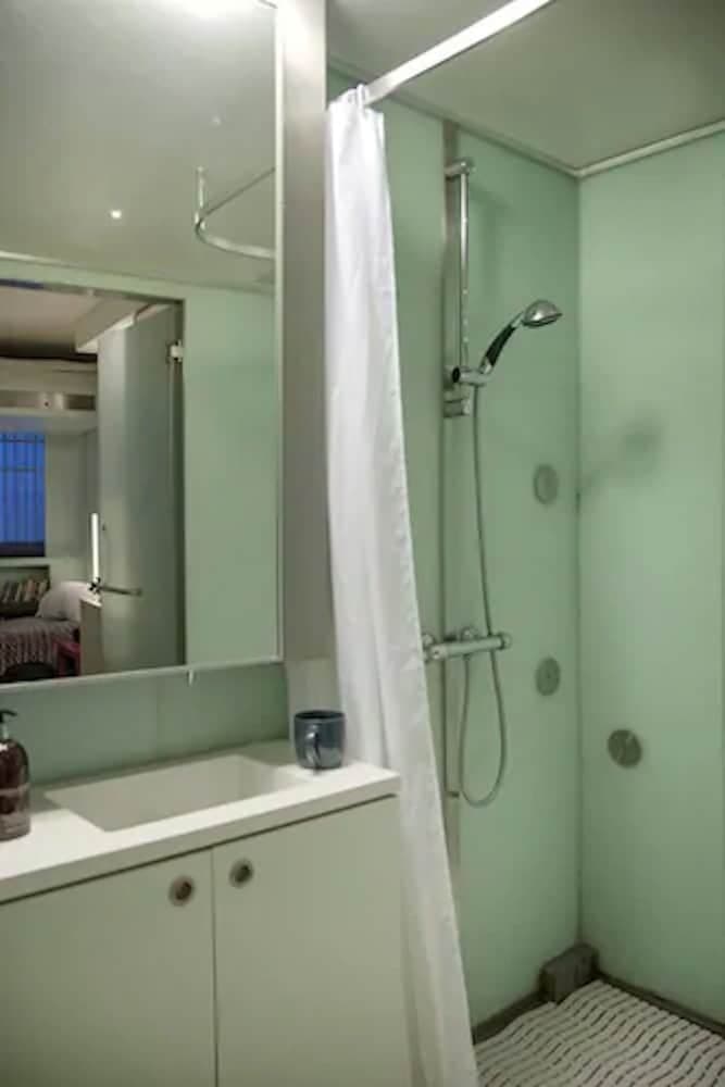 The Stay Club Colindale