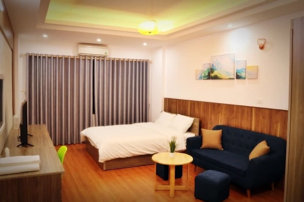 Charm House and Cafe