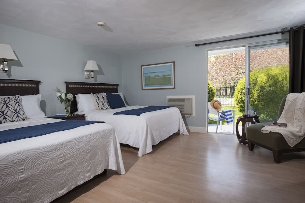 Chatham Seafarer Inn