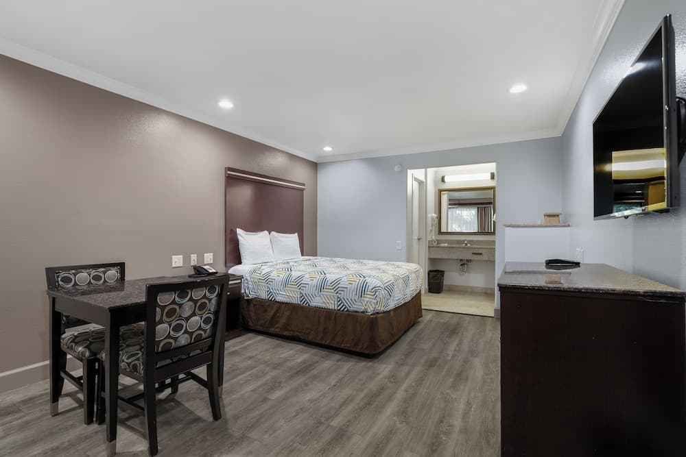 Motel 6 Carlsbad, CA - North