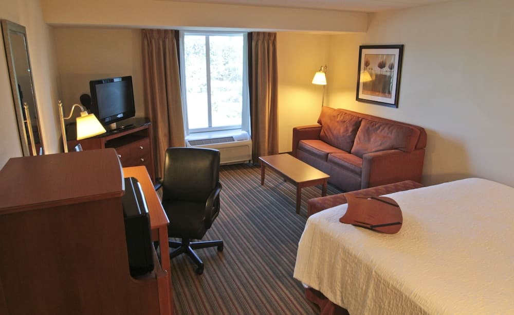 Hampton Inn Hampton-Newport News