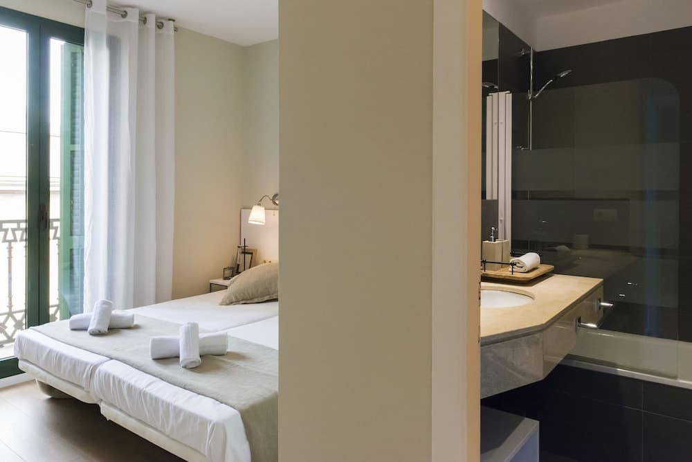 Palau de la Musica Apartments