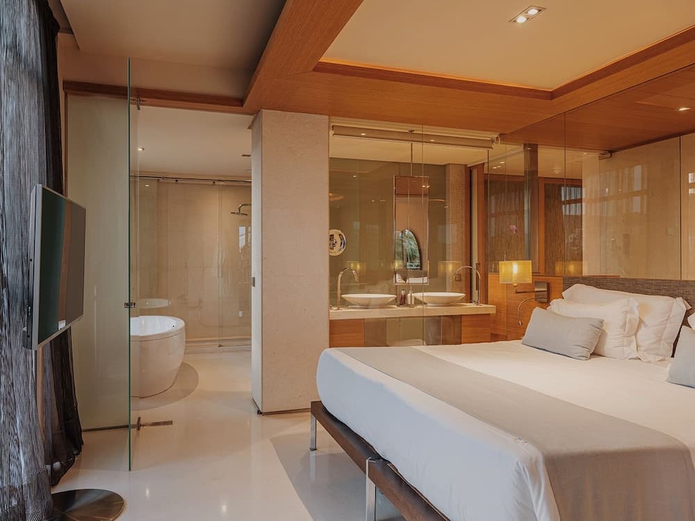 Aguas de Ibiza Grand Luxe Hotel